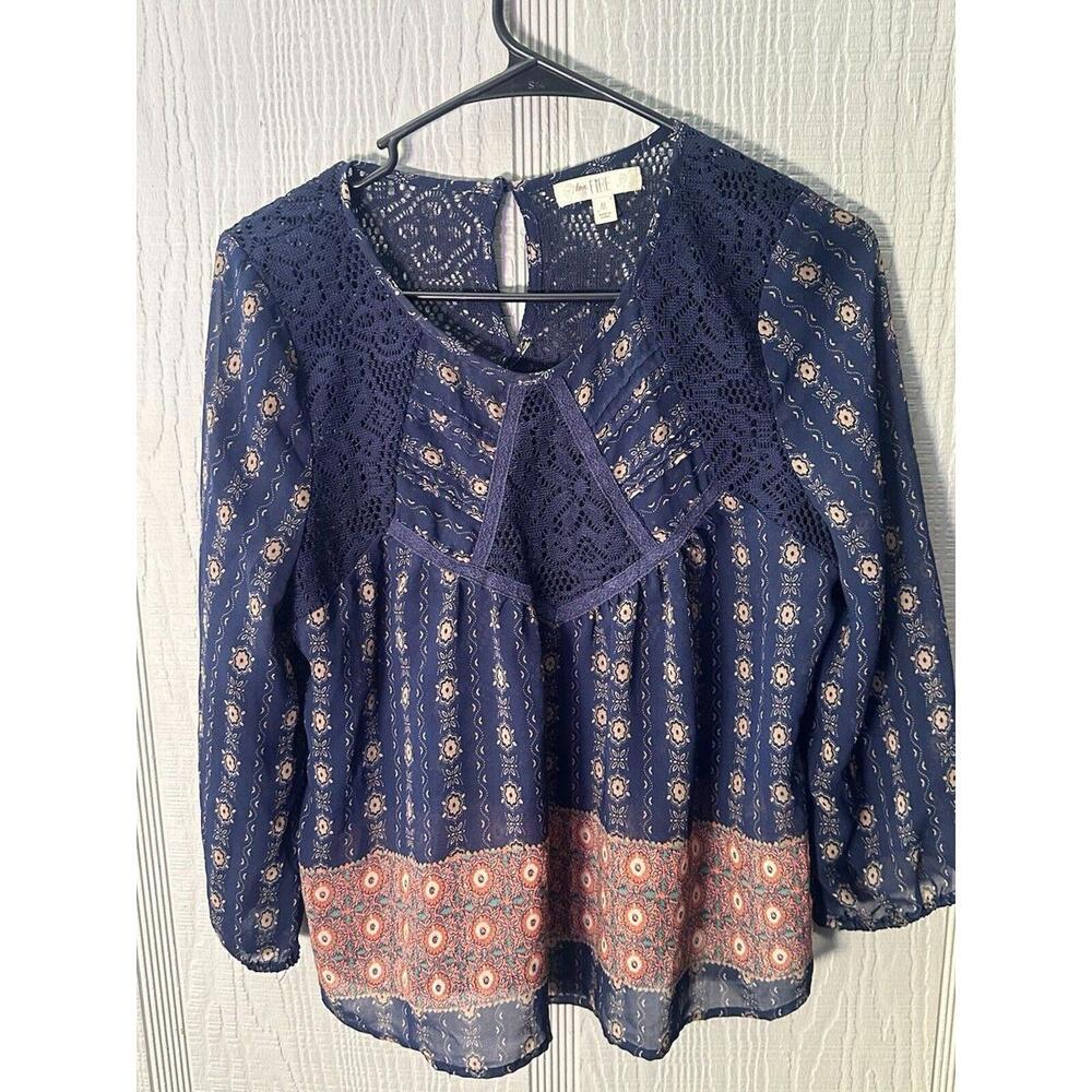 Love Fire Blouse Size Medium Knit Boho Hippie Waist Length